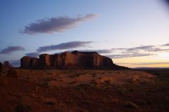 24-70-F-2.8_monument_valley